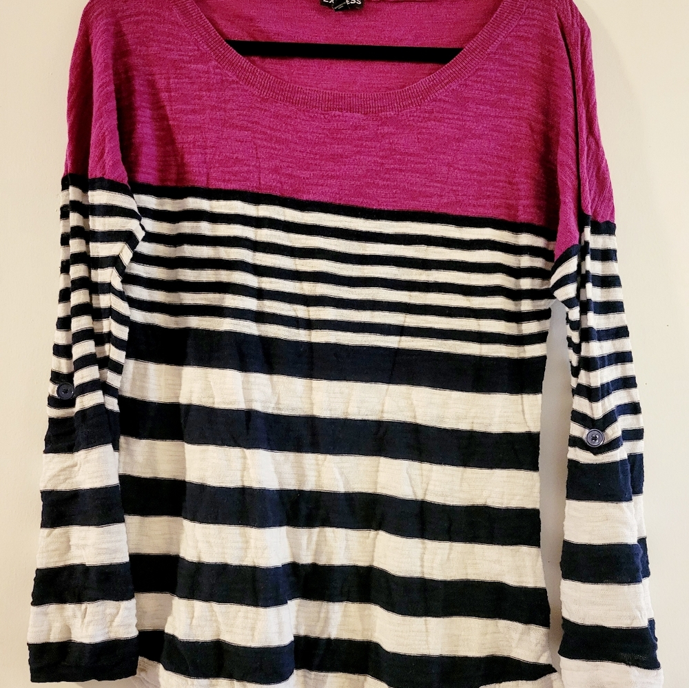 Lightweight sweater